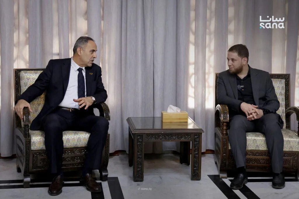 وزير الزراعة ومحافظ حماة يبحثان سبل دعم المزارعين وتعزيز القطاع الزراعي