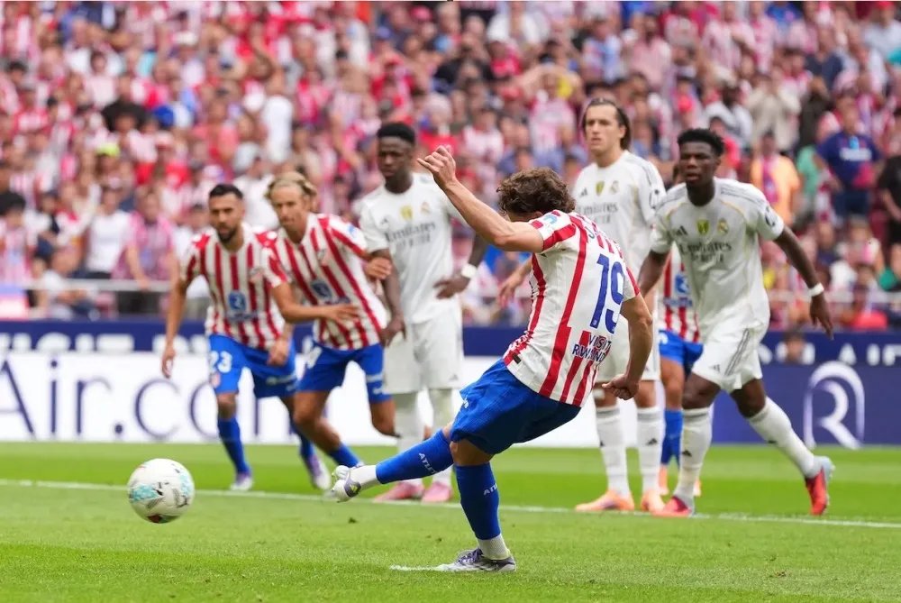 خماسية تاريخية لأتلتيكو مدريد تهز عرش ريال مدريد في ديربي العاصمة