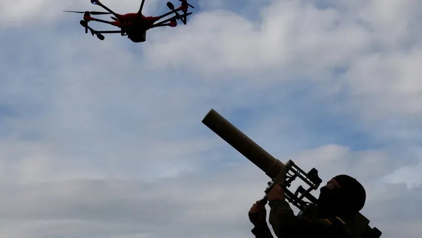 ألمانيا تفكر في السماح للجيش بإسقاط الطائرات المسيّرة "المشبوهة" لحماية أجوائها