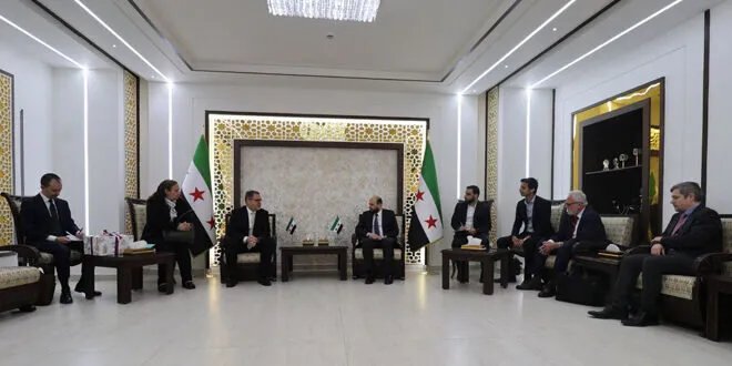 وزير الطاقة السوري يبحث مع وفد تشيكي فرص تعزيز التعاون في قطاع الطاقة والاستثمار