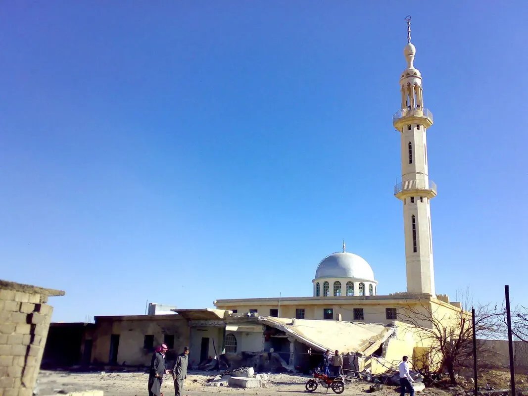 رنكوس تستعيد ذكرى مجزرة مسجد خالد بن الوليد: فاجعة لا تُمحى من الذاكرة