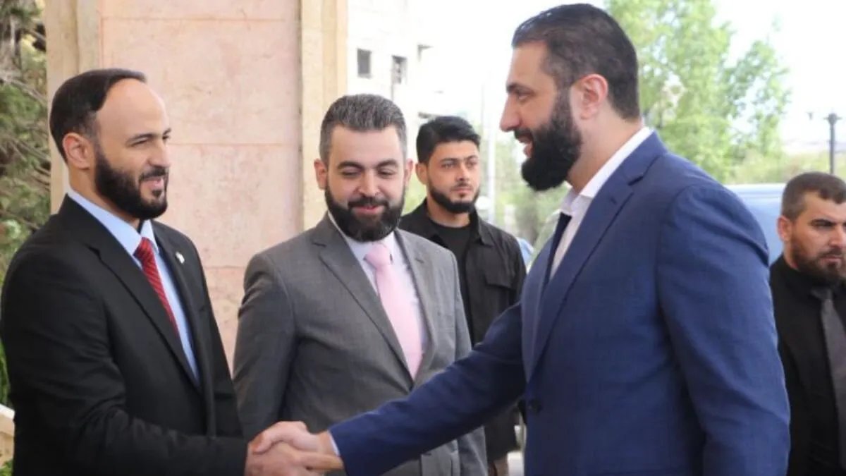 الشرع يتفقد حلب ويلتقي قيادات عسكرية ومدنية لبحث التحديات الأمنية والاقتصادية