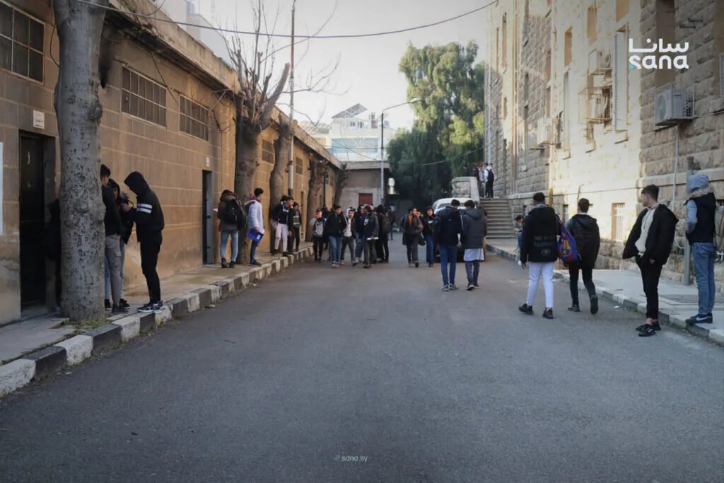 وزارة الطاقة تفتح باب التسجيل في معاهد النفط والغاز للعام الدراسي 2025/2026