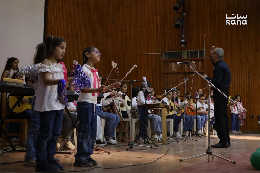 فرقة ذهب أيلول تُبهج أطفال دمشق بأمسية موسيقية احتفالاً بالعودة إلى المدرسة
