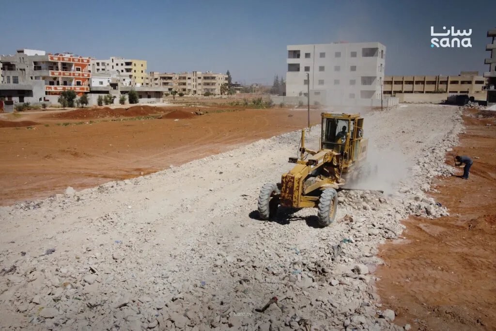 درعا: حملة "أبشري حوران" تطلق مشاريع تعبيد وشق طرق جديدة في حي النصر