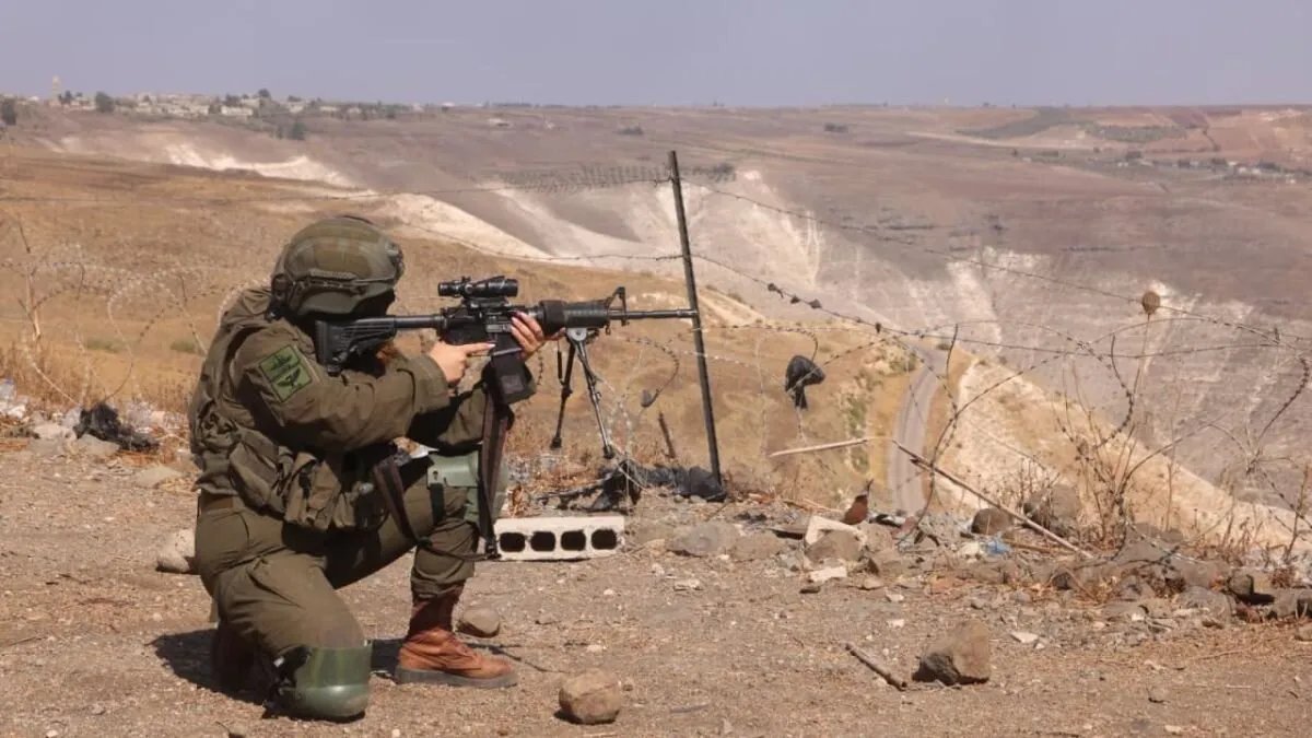 إصابة ضابط إسرائيلي في انفجار بجنوب سوريا: تفاصيل جديدة وتوغلات مستمرة