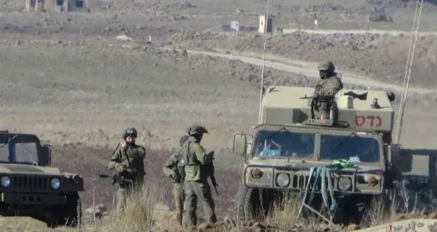 إصابة ضابط إسرائيلي بجروح خطيرة في انفجار جنوبي سوريا