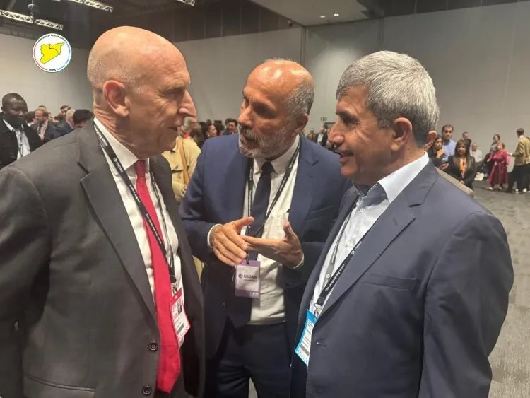 وفد من "مسد" يبحث مع مسؤولين بريطانيين كبار ملفات متعلقة بالشأن السوري وإعادة الإعمار