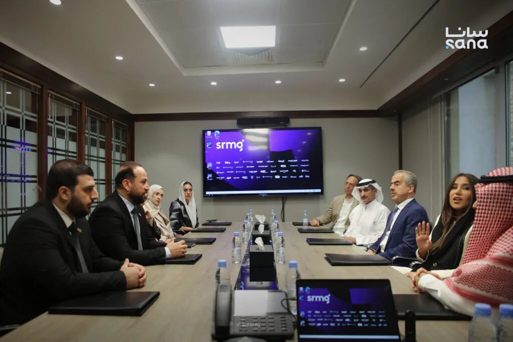 وزير الإعلام السوري يستكشف آفاق التعاون الإعلامي مع المجموعة السعودية للأبحاث والإعلام في الرياض