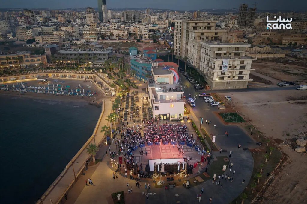 طرطوس تحتفل بيوم السياحة العالمي بعروض فنية ورياضية متنوعة