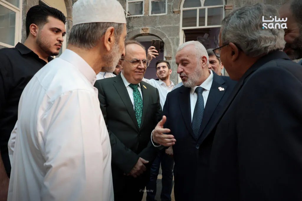 وزيرا الأوقاف والتعليم العالي يتفقدان المكتبة الظاهرية والمدرسة العادلية بدمشق ويناقشان تطوير التعليم الشرعي