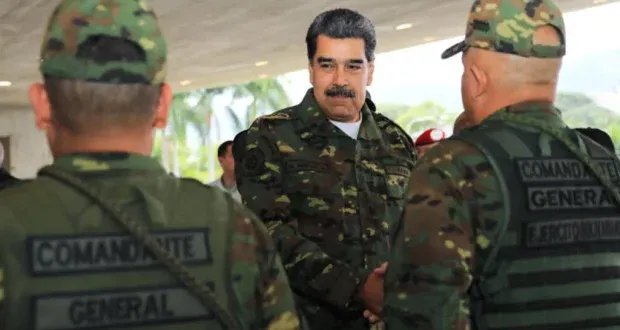 مادورو يحذر من "عدوان أميركي" محتمل ويلوح بإعلان حالة الطوارئ في فنزويلا