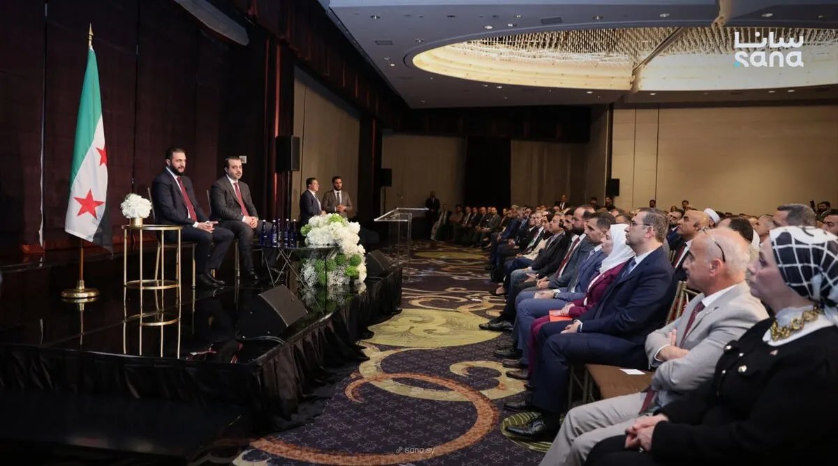 الرئيس الشرع يوجه رسالة شكر إلى الجالية السورية في أمريكا على استقبالهم الحافل