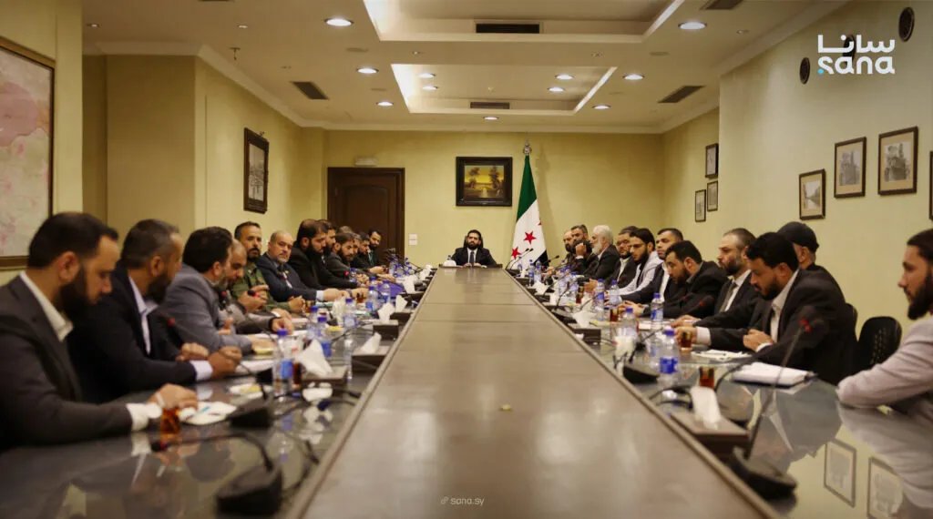 وزير الداخلية يتفقد سير العمل الأمني في درعا ويشدد على تطوير الأداء