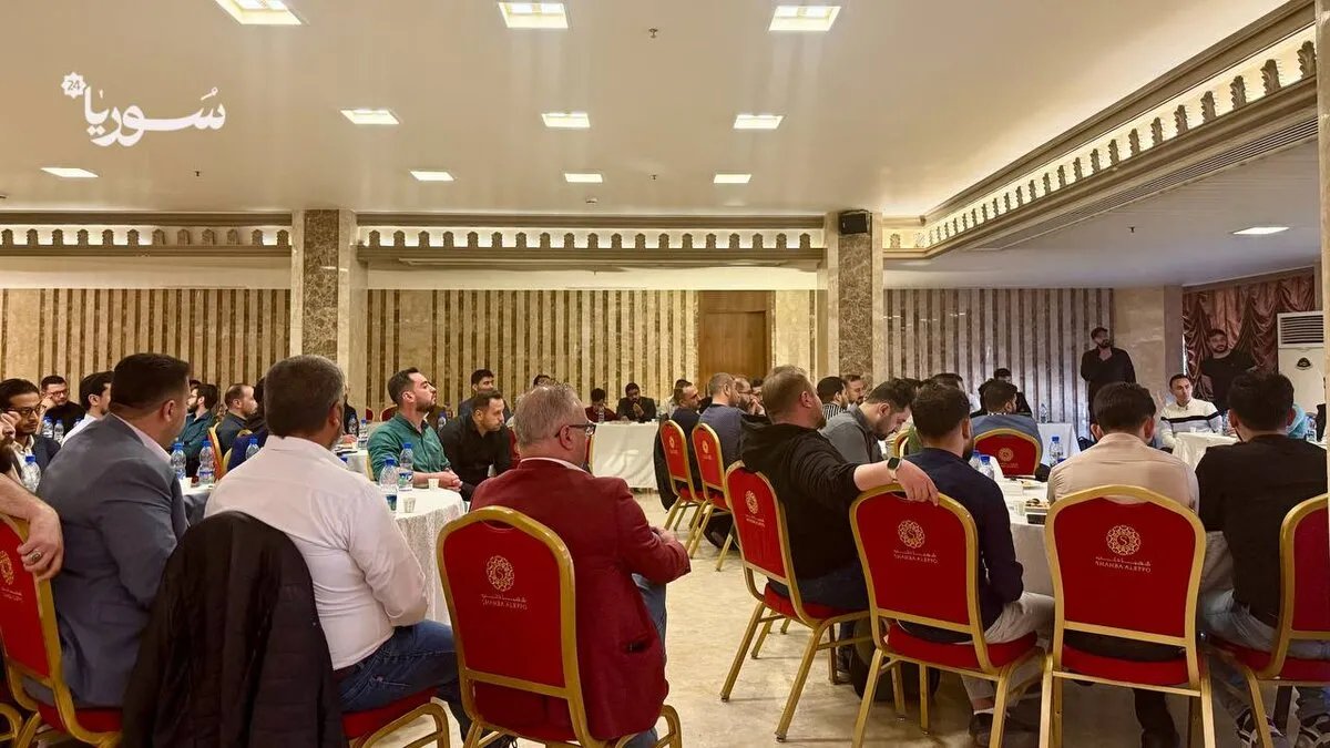 حلب: لقاء تشاوري بين الأمن والإعلام لتعزيز الشفافية وتحسين الخدمات