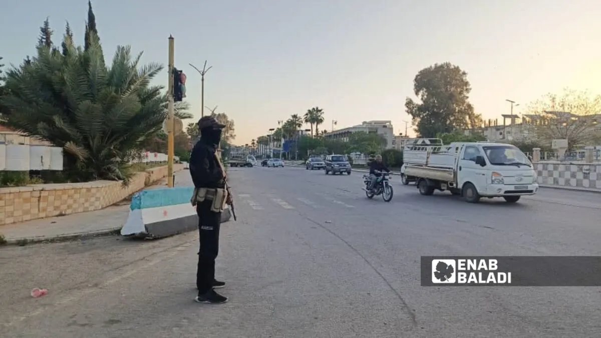 غضب في درعا: احتجاجات على خلفية الإفراج عن متهمين بالتعاون مع رستم غزالي