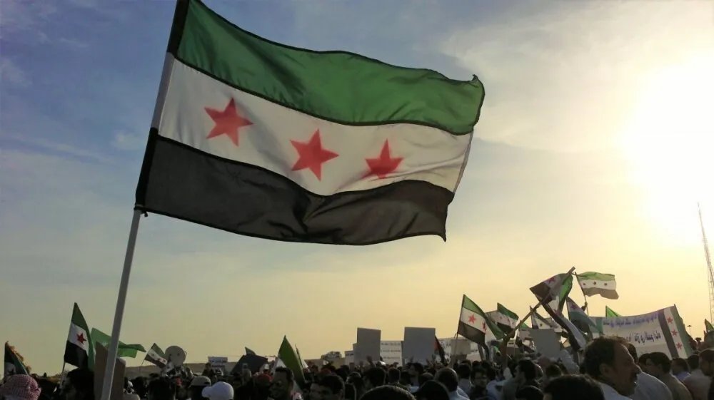 أهالي القنيطرة ينفون بيانًا مزورًا منسوبًا لـ "المقاومة الوطنية" ويحذرون من استغلال أسمائهم