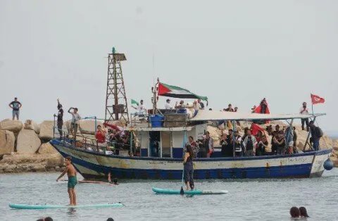 توتر متصاعد: أسطول الصمود يقترب من غزة وإسرائيل تستعد للمواجهة