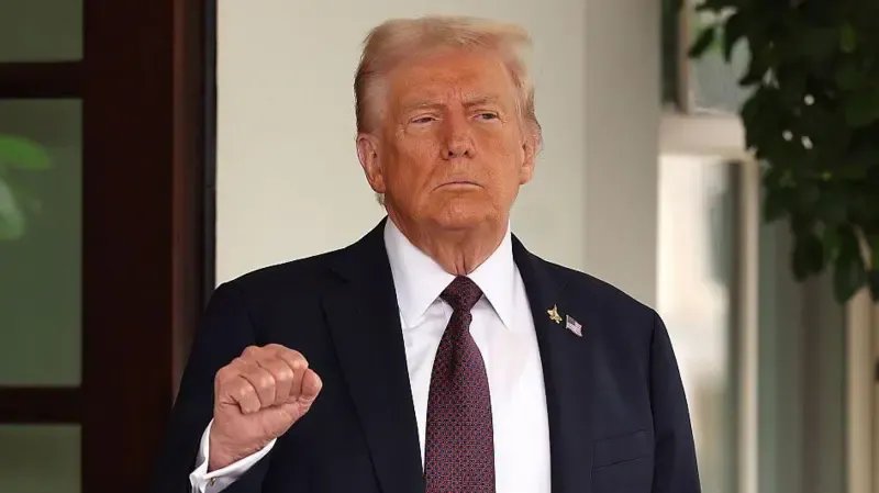 ترامب يمنح حماس مهلة 4 أيام للرد على خطة إنهاء الحرب في غزة: "إن لم تستجب ستكون النهاية غير سعيدة"