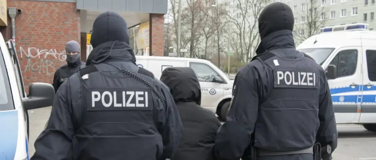 ألمانيا تعتقل سورياً بتهمة ارتكاب جرائم ضد الإنسانية في عهد النظام السابق بحلب