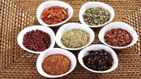 دراسة تكشف: التوابل الحارة سلاح طبيعي للسيطرة على الشهية وتقليل استهلاك الطعام