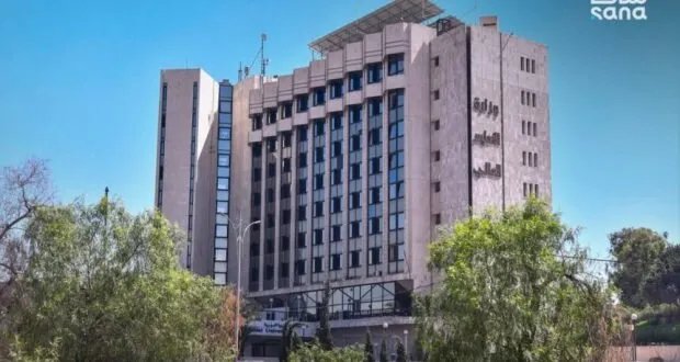 وزارة التعليم العالي تعلن بدء التسجيل الإلكتروني للقبول الجامعي للعام الدراسي 2025-2026