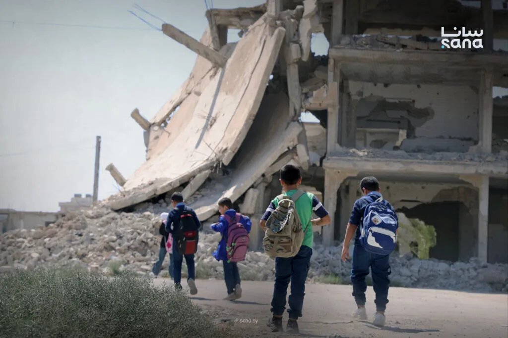 مخيم درعا: الأهالي يطالبون بتحسين الخدمات الصحية والتعليمية والبنية التحتية المتهالكة