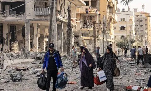 ارتفاع مأساوي: حصيلة شهداء المجاعة في غزة تتجاوز 455، وحماس تدين إغلاق شارع الرشيد وتعتبره جريمة حرب