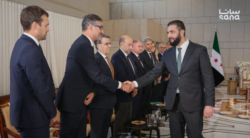 الرئيس الشرع يستقبل وفداً فرنسياً رفيع المستوى لبحث فرص الاستثمار في سوريا