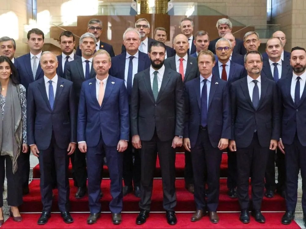 الرئيس الشرع يقود جهود جذب الاستثمار إلى سوريا: لقاءات مكثفة مع وفود أجنبية ومحلية