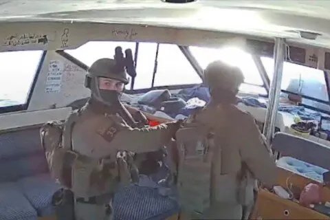 إسرائيل تعلن السيطرة على معظم قوارب أسطول "الصمود" المتجه إلى غزة وتؤكد سلامة الركاب وترحيلهم