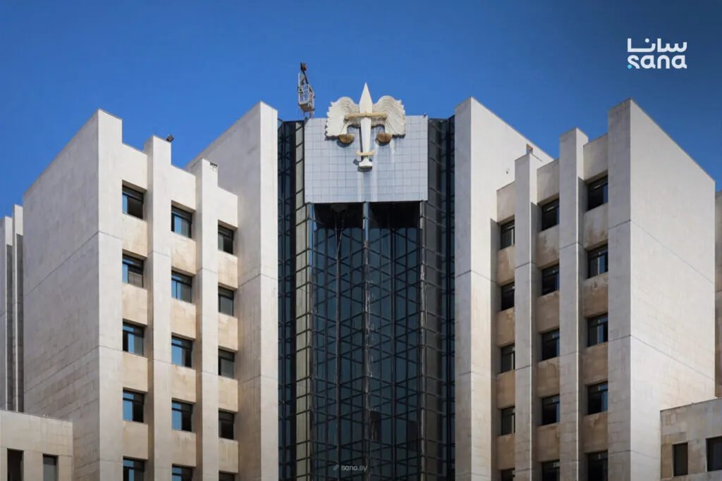 العدل تنفي صدور أحكام إعدام بحق مسؤولين سابقين وتؤكد استمرار الإجراءات القضائية