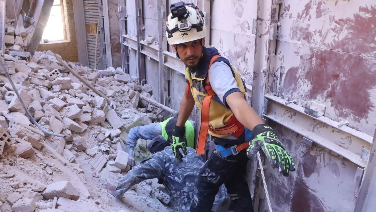 دمشق: تشكيل لجنة للتحقيق في أسباب انهيار مبنى السرايا ووضع خطة لإعادة تأهيله