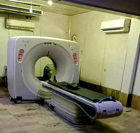 بعد توقفه لأسابيع: إعادة تشغيل جهاز الطبقي المحوري القديم في مشفى حماة الوطني