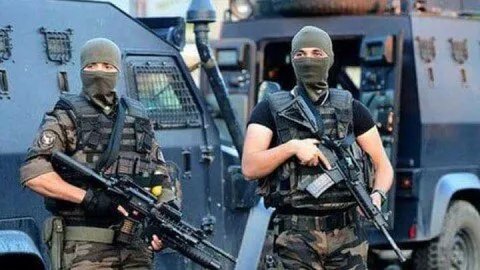 تفاصيل مثيرة: الاستخبارات التركية تكشف عن اعتقال عميل بارز للموساد الإسرائيلي في إسطنبول