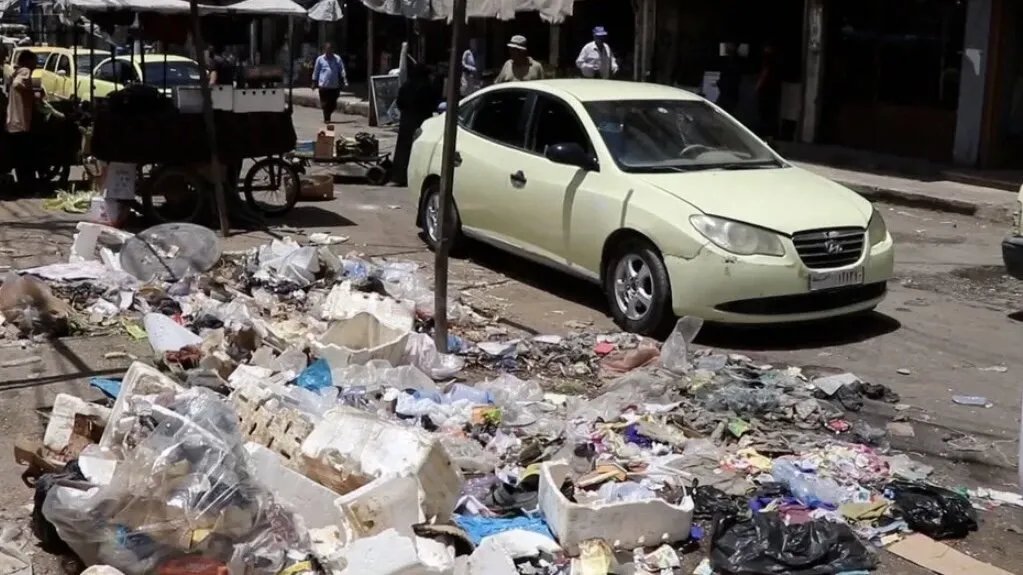 تفاقم أزمة النفايات في الحسكة يحول الأحياء السكنية إلى مكبات تهدد الصحة العامة