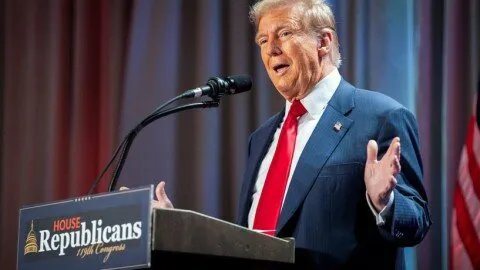 ترامب يحدد لحماس مهلة أخيرة بشأن خطة غزة ويحذر من "الجحيم"