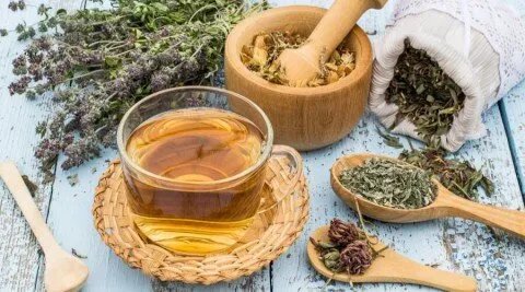 وداعاً للكحة الجافة: مشروبات طبيعية مهدئة تخفف الأعراض وتريح الحلق