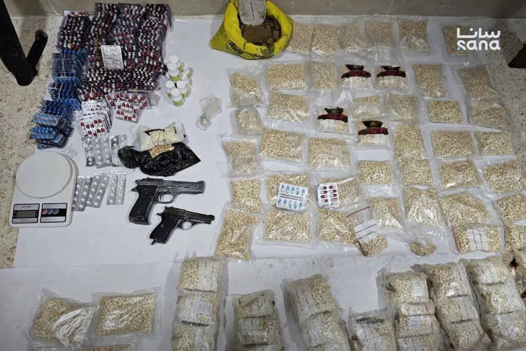 حلب: ضبط كمية كبيرة من المخدرات وإلقاء القبض على متورطين في مداهمة أمنية