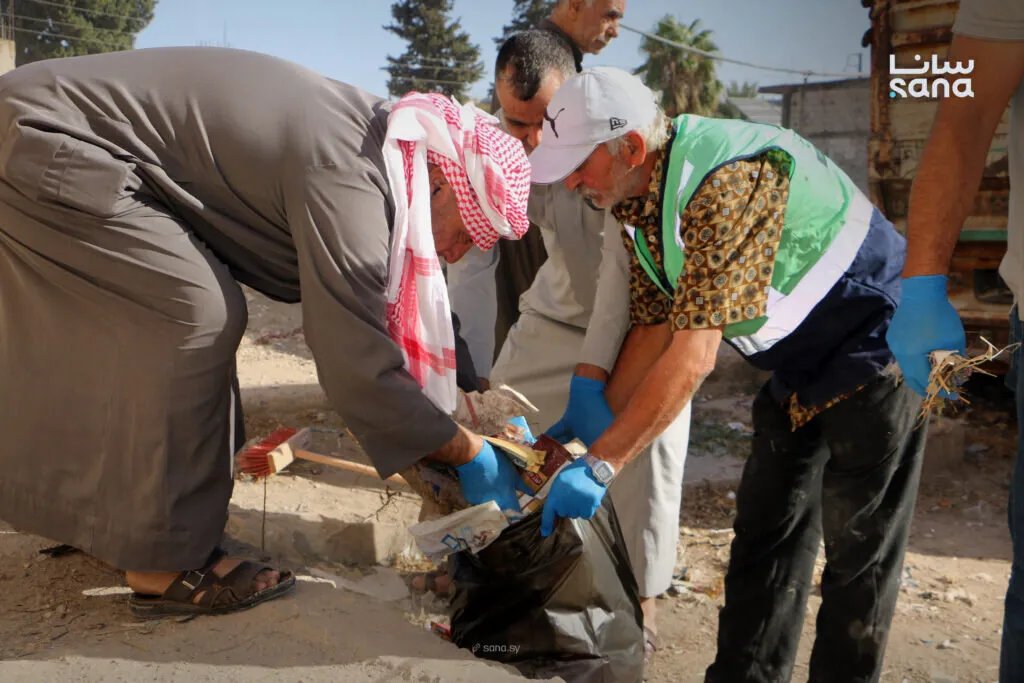 حملة نظافة مجتمعية واسعة في بلدة الغنطو بريف حمص تعزيزاً لثقافة النظافة