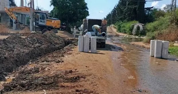 حل جذري لمشكلة الصرف الصحي في بيت كمونة بطرطوس: إنشاء خط فضال جديد