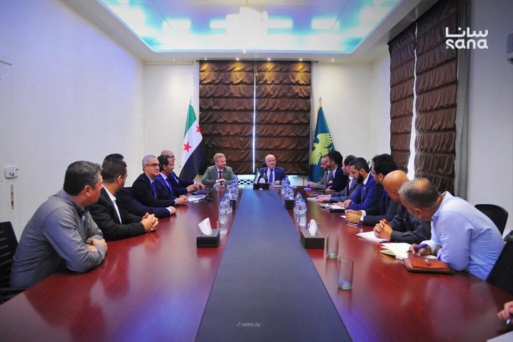 سوريا تبحث مع شركة "بلو" الإيطالية تصنيع القطارات والباصات محلياً لتطوير قطاع النقل