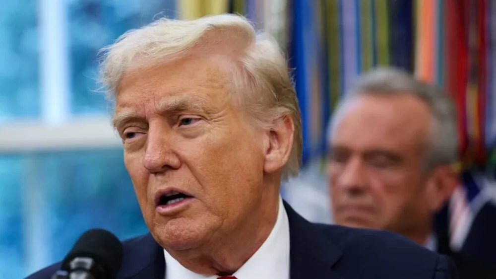 ترامب يصف خطة غزة بـ"الصفقة العظيمة" ويكشف عن تقدم المفاوضات