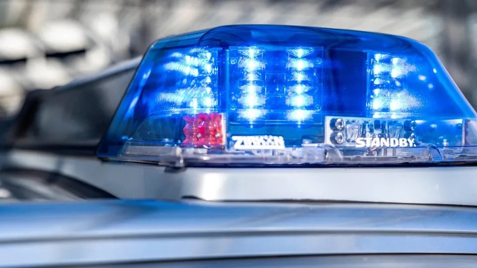 بعد ساعتين من إطلاق سراحه: ألماني يقود دراجة نارية بسرعة 280 كم/ساعة ويورط نفسه!