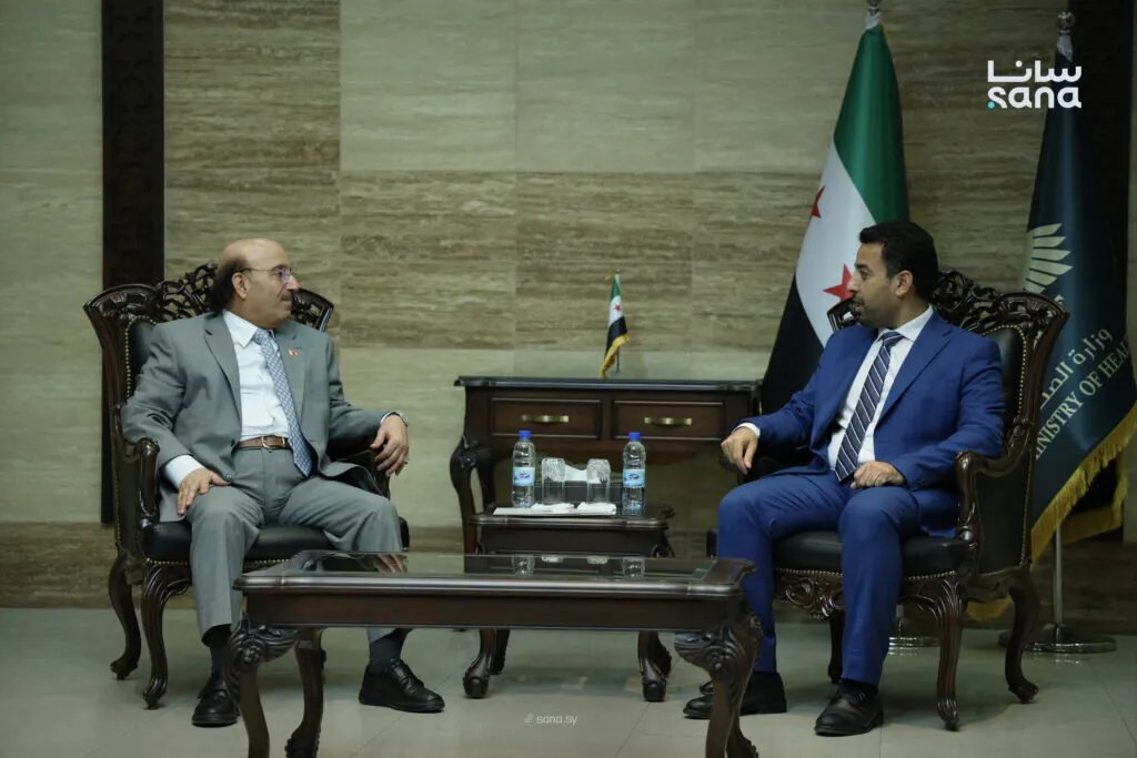 وزير الصحة السوري والسفير البحريني يبحثان سبل تطوير التعاون في القطاع الصحي