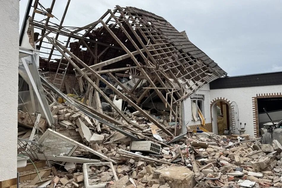 ألمانيا: إصابات وانهيار مبنى في أوبشتات-فاير جراء انفجار غامض