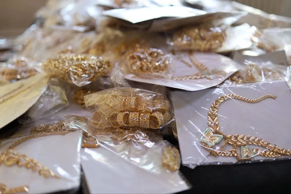 عملية نوعية في درعا: الأمن الداخلي يستعيد 16.8 كغ من الذهب المسروق ويلاحق الجناة