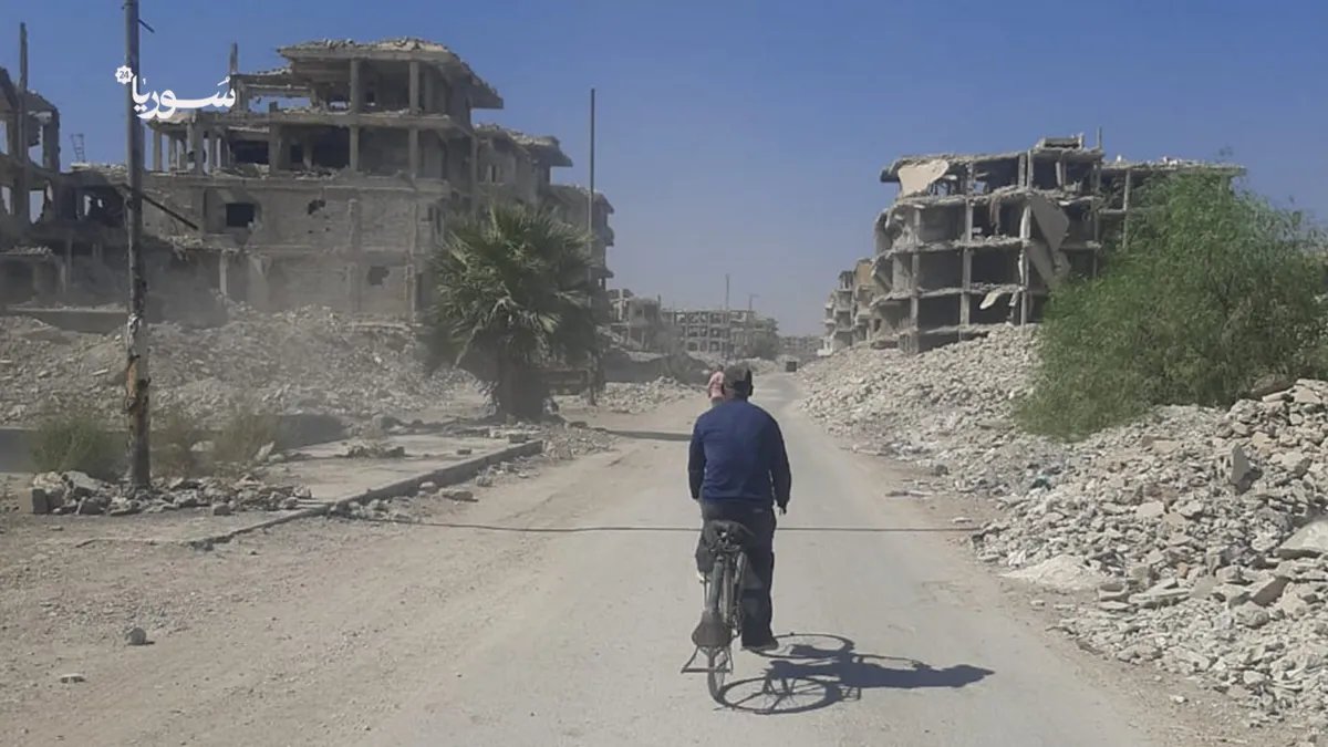 شارع الثلاثين في الحجر الأسود: معاناة مستمرة وأمل بالعودة مع تأمين الخدمات