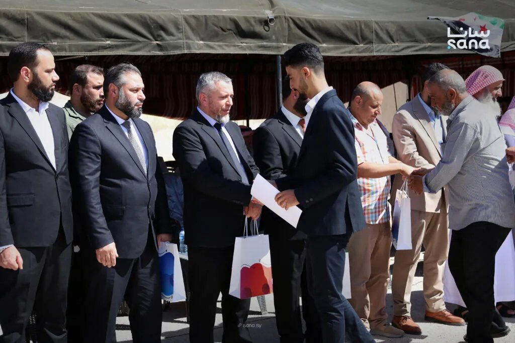 إنخل في درعا تحتفي بمتفوقي الثانوية العامة والتعليم الأساسي وأبطال الأولمبياد العلمي