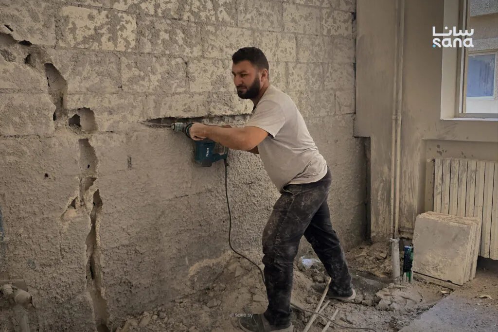 توسعة مركز درعا السني التخصصي لخدمة مرضى اللثة والتقويم ضمن حملة "أبشري حوران"